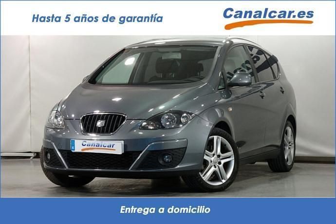 Usado Seat Altea XL Style 105 CV (77 kW) 2012 Gris Monovolumen