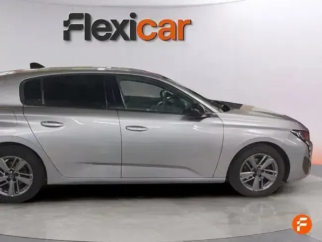 Usado Peugeot 308 Active 130 CV (95 kW) 2023 Gris Berlina