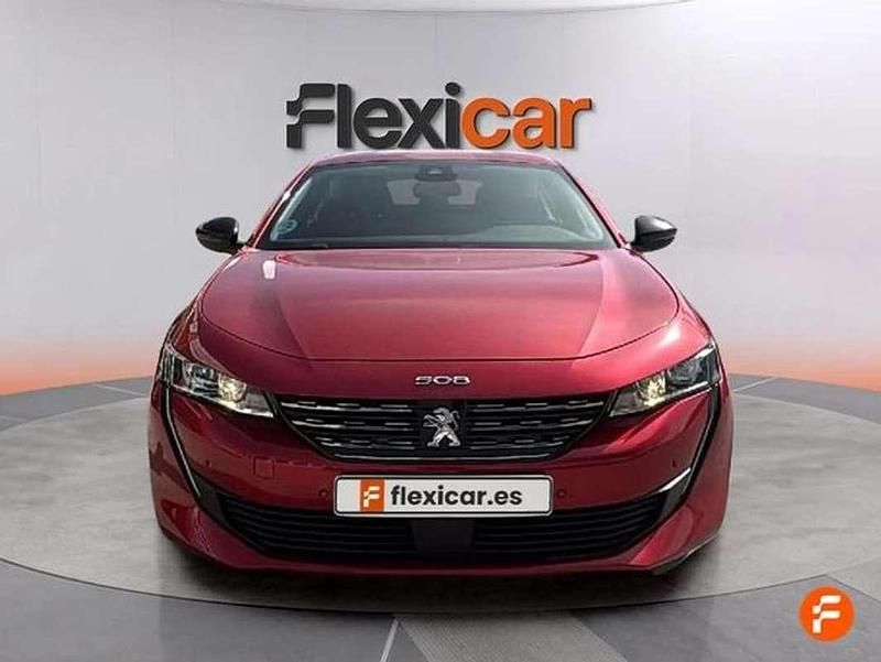Usado Peugeot 508 Allure 131 CV (96 kW) 2022 Rojo Berlina