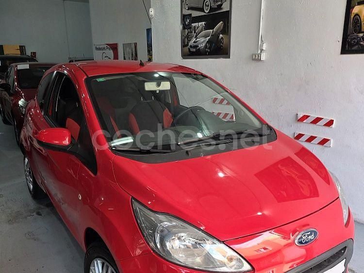 Rojo Usado 2016 Ford Ka Trend Berlina | 4500 € (Precio justo) - Imagen 1/4