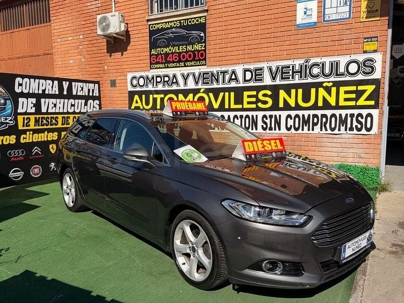 Usado Ford Mondeo Titanium 150 CV (110 kW) 2017 Gris / plata Familiar