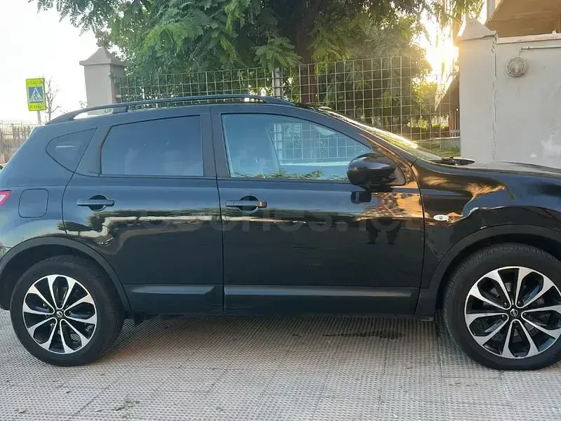 Usado Nissan Qashqai 360º 130 CV (95 kW) 2013 Negro SUV