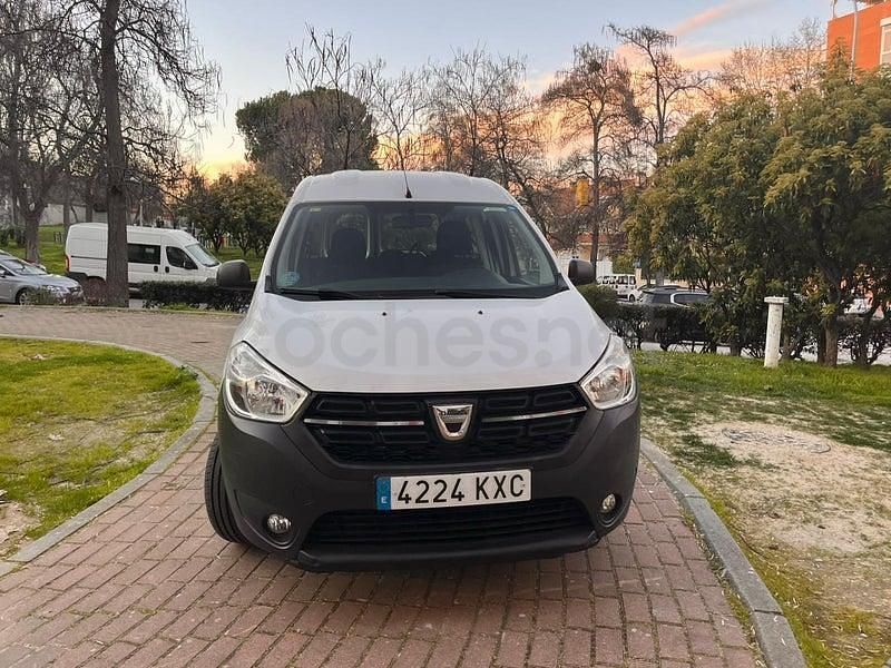 Usado Dacia Dokker 102 HP (75 kW) 2019 Branco Monovolume