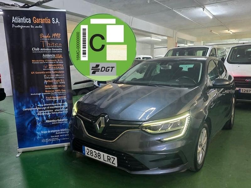 Usado Renault Mégane IV Zen 140 CV (102 kW) 2021 Gris / plata Berlina