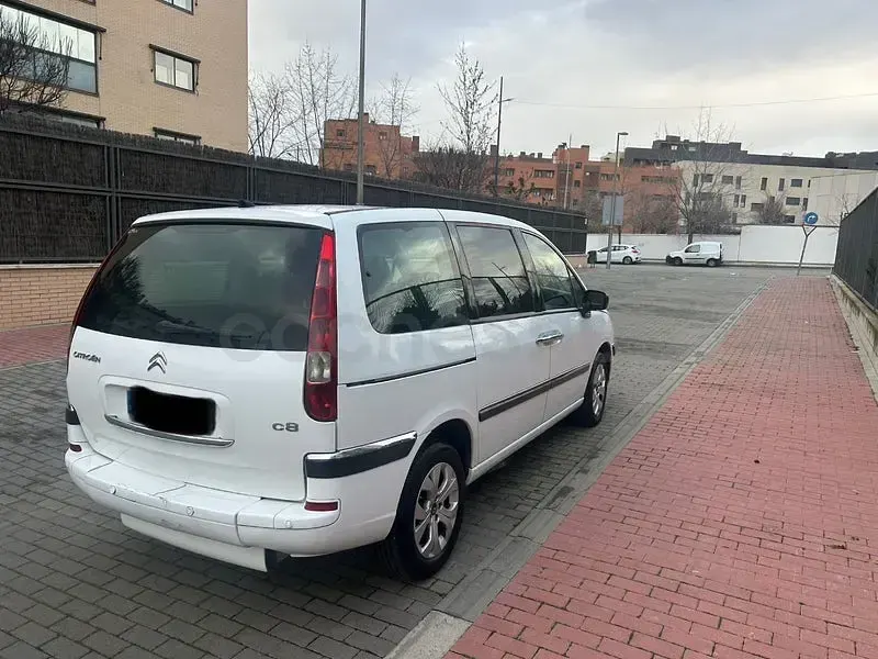 Usado Citroën C8 Attraction 136 CV (100 kW) 2013 Blanco Monovolumen