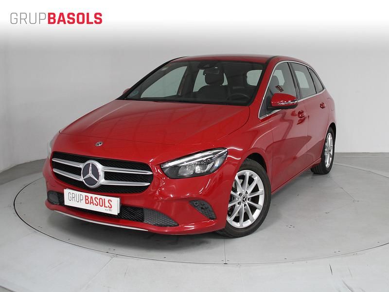 Usado Mercedes B200 150 CV (110 kW) 2019 Rojo Monovolumen
