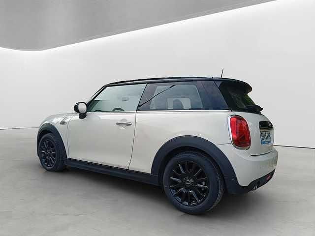 Usado Mini Cooper D 116 CV (85 kW) 2019 Blanco Utilitario