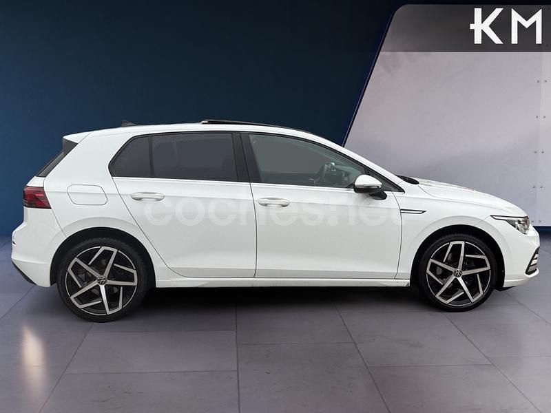 Usado VW Golf VIII Style 130 CV (95 kW) 2022 Blanco Berlina