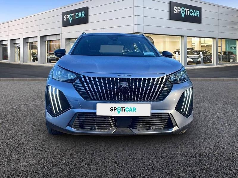 Usado Peugeot 2008 Allure 100 CV (73 kW) 2025 Gris SUV