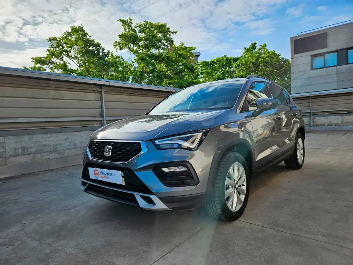 Usado Seat Ateca Style 115 CV (84 kW) 2025 Gris oscuro SUV