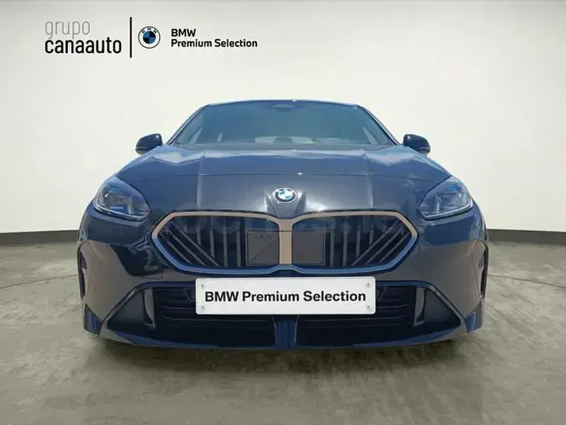 Usado BMW 116 Comfort Edition 122 CV (89 kW) 2025 Negro Utilitario