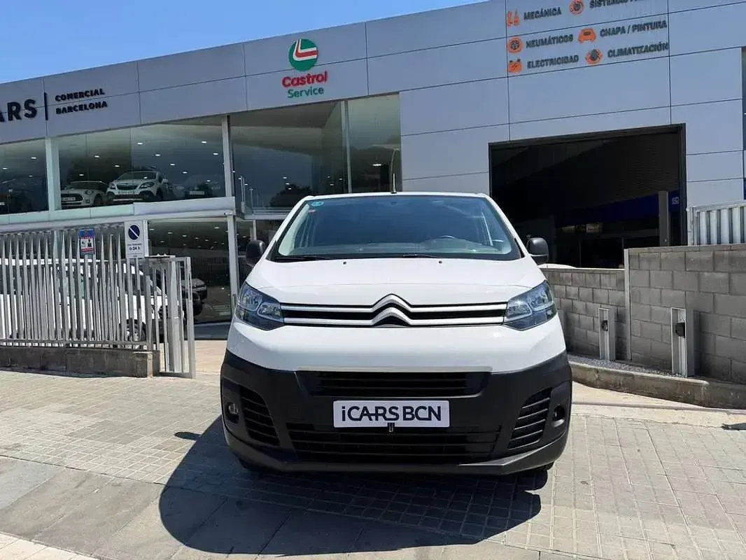 Usado Citroën Jumpy 120 CV (88 kW) 2022 Blanco Monovolumen