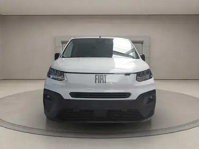 Nuevo Fiat Doblò 100 CV (73 kW) 2026 Blanco Monovolumen