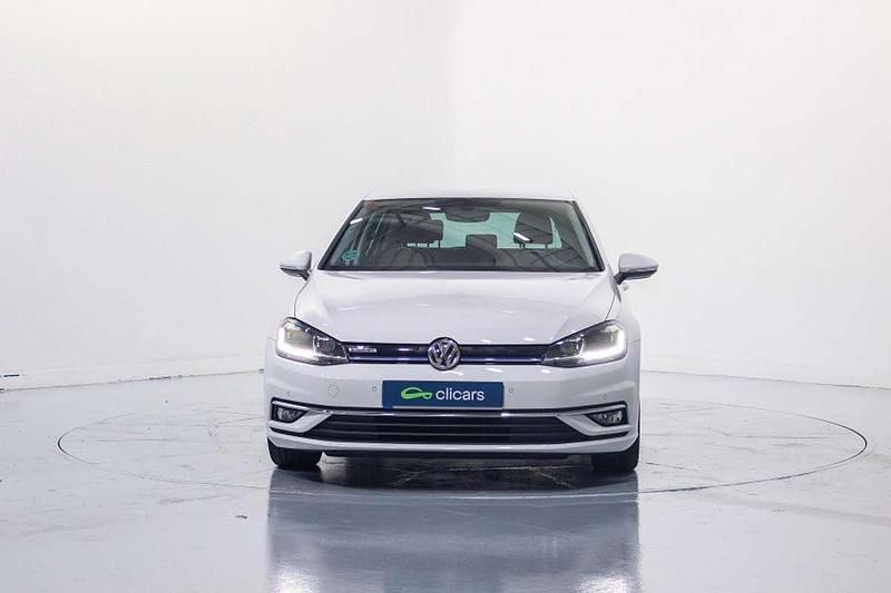 Usado VW Golf VII Advance 131 CV (96 kW) 2018 Blanco Utilitario