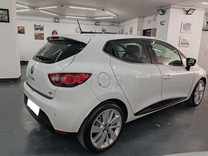 Usado Renault Clio IV Business 90 CV (66 kW) 2015 Blanco Berlina