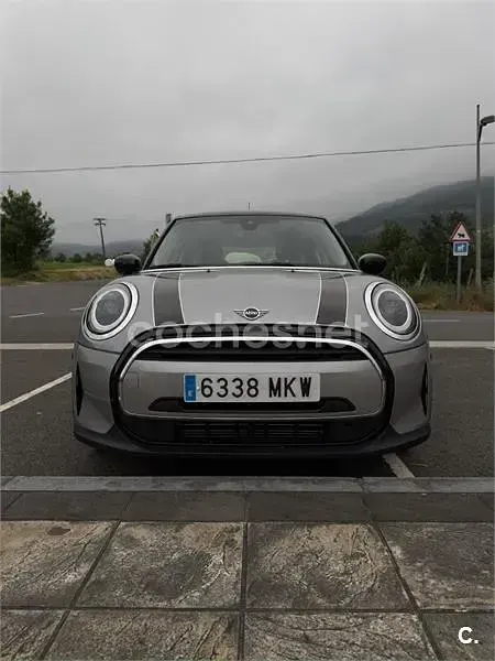 Usado Mini Cooper 136 CV (100 kW) 2023 Gris / plata Utilitario