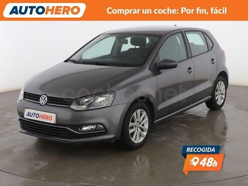 Usado VW Polo Advance 90 CV (66 kW) 2015 Gris / plata Berlina