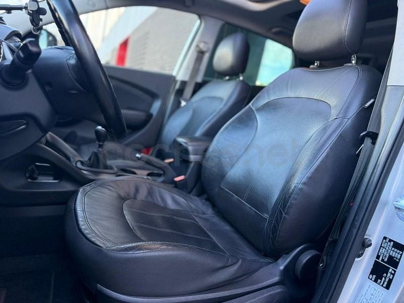 Usado Hyundai ix35 136 CV (100 kW) 2014 Gris / plata SUV