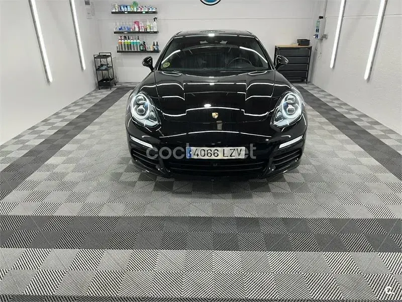 Usado Porsche Panamera 300 CV (220 kW) 2015 Negro Utilitario