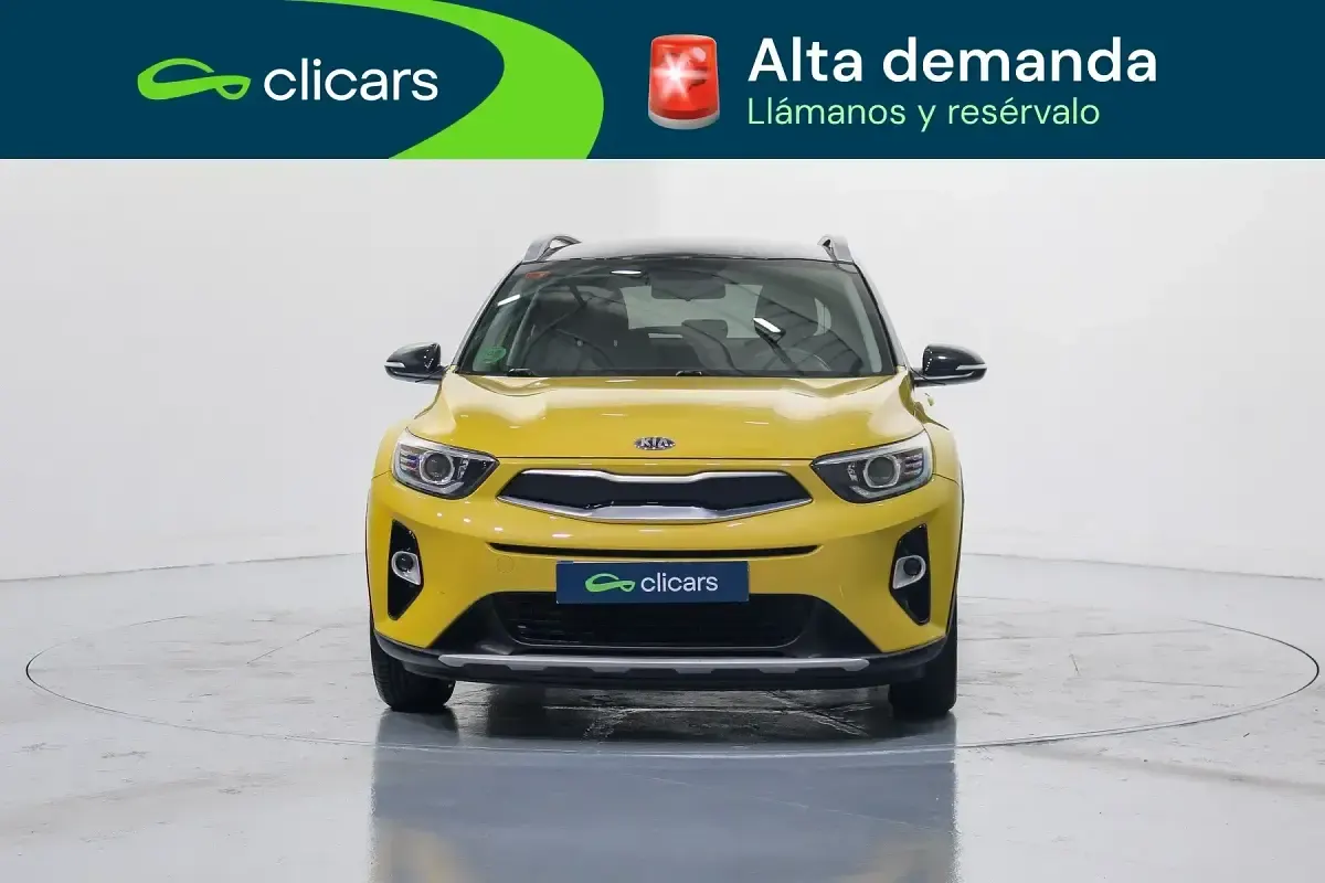Usado Kia Stonic 84 CV (61 kW) 2018 Amarillo SUV