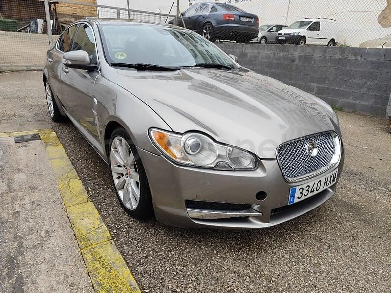 Usado Jaguar XF Premium Luxury 207 CV (152 kW) 2009 Gris / plata Berlina