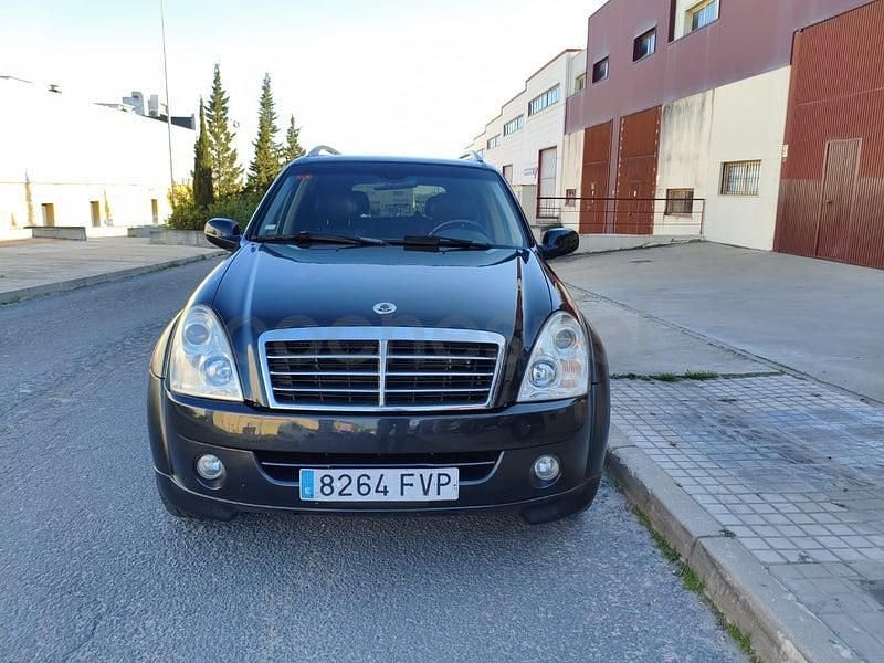 Usado Ssangyong (KGM) Rexton II Limited 186 CV (136 kW) 2007 Negro SUV