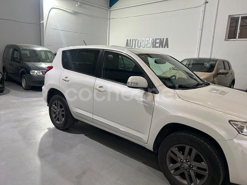 Blanco Usado 2012 Toyota RAV4 Advance SUV | 13.400 € (Precio justo) - Imagen 1/4