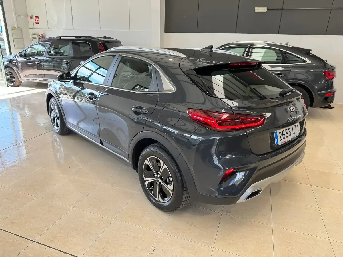 Occasion Kia XCeed 141 PK (103 kW) 2021 Grijs SUV