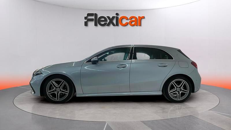 Usado Mercedes A180 136 CV (100 kW) 2024 Gris Berlina