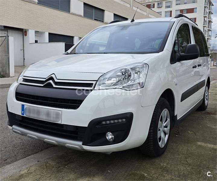 Usado Citroën Berlingo Feel 130 CV (95 kW) 2018 Blanco Monovolumen