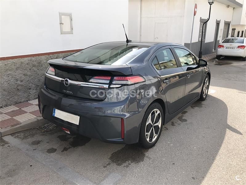 Usado Opel Ampera Excellence 110 kW (150 CV) 2012 Gris / plata Utilitario