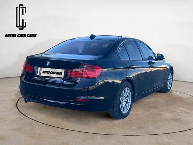 Usado BMW 318 143 CV (105 kW) 2014 Negro Berlina