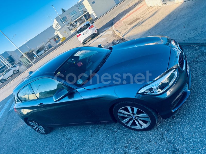 Gris / plata Usado 2016 BMW 116 Efficient Dynamics Utilitario | 12.500 € (Precio justo) - Imagen 1/4