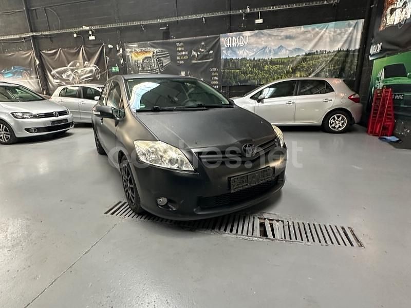 Negro Usado 2010 Toyota Auris Live Berlina | 6250 € (Precio justo) - Imagen 1/4