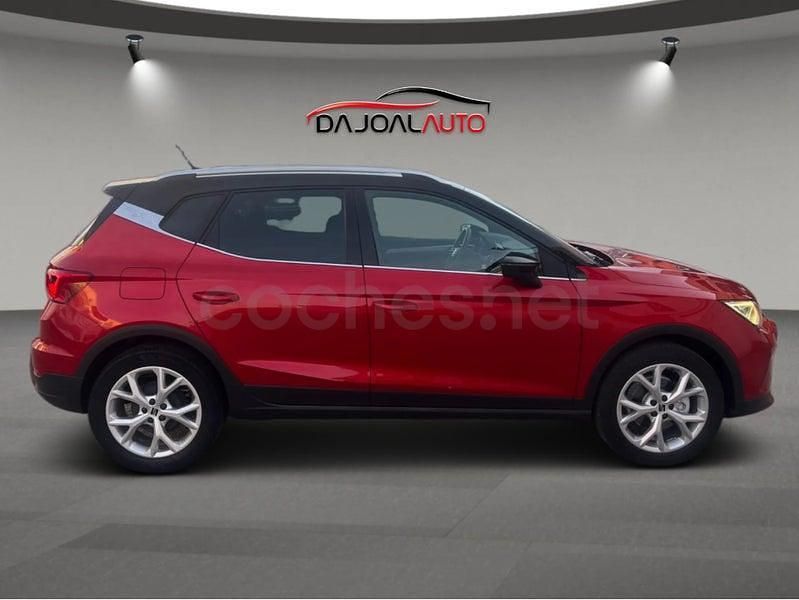 Usado Seat Arona FR 90 CV (66 kW) 2022 Rojo SUV