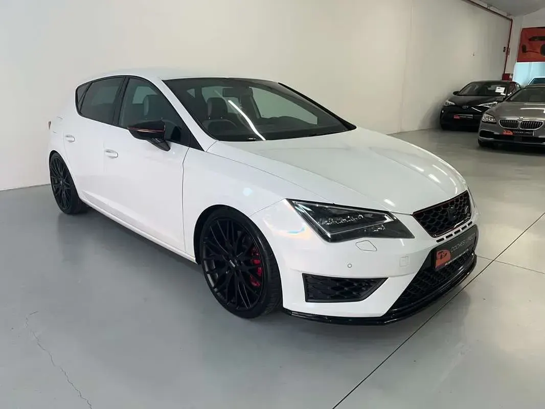 Usado Seat Leon Cupra 265 265 CV (194 kW) 2015 Blanco Utilitario
