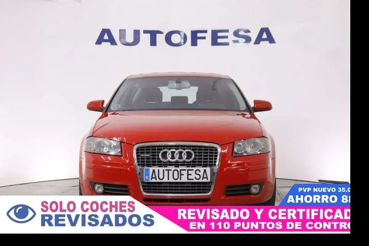 Usado Audi A3 Attraction 140 CV (102 kW) 2006 Rojo Utilitario