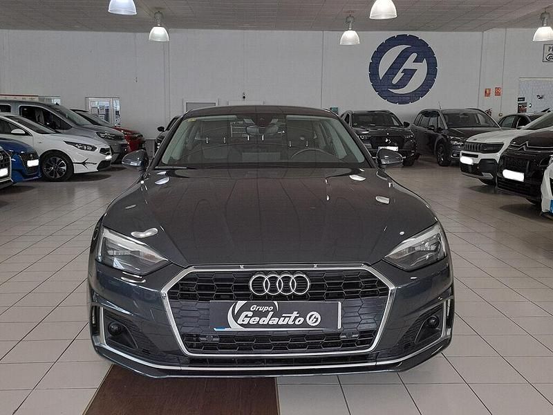 Usado Audi A5 Sportback Advanced 163 CV (119 kW) 2020 Gris Utilitario
