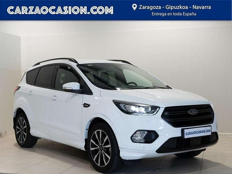 Usado Ford Kuga ST-Line 150 CV (110 kW) 2017 Blanco SUV