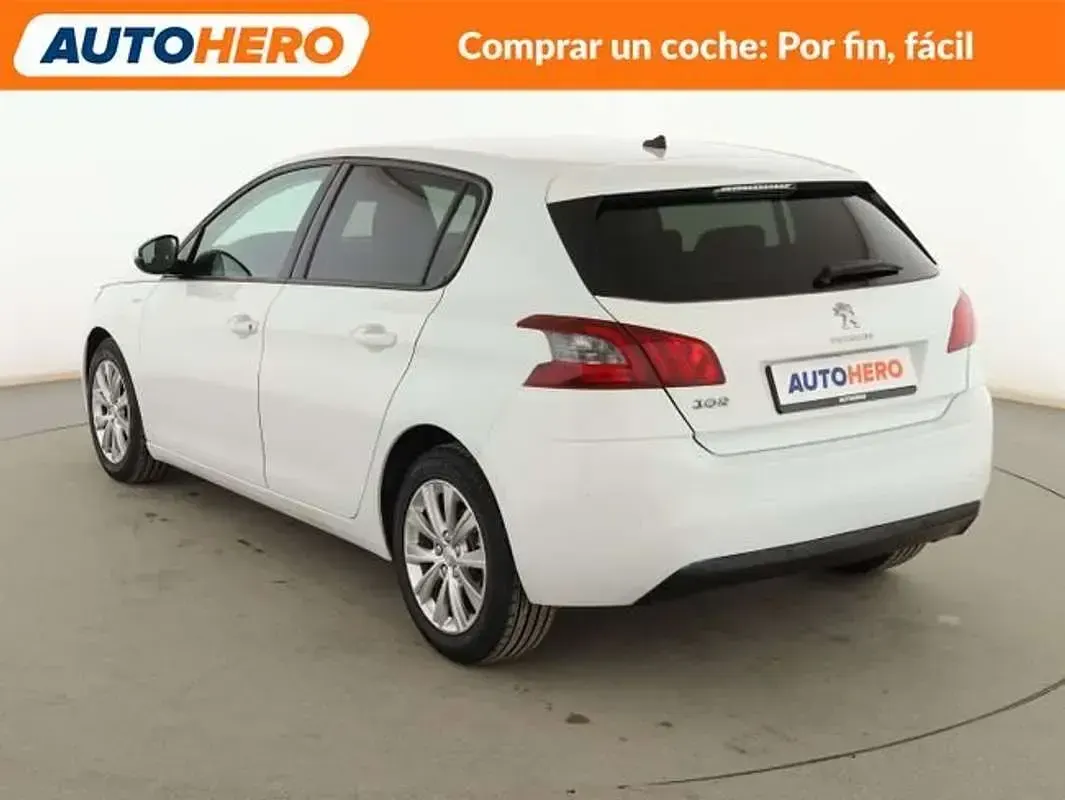 Usado Peugeot 308 SW Style 99 CV (72 kW) 2019 Blanco Familiar