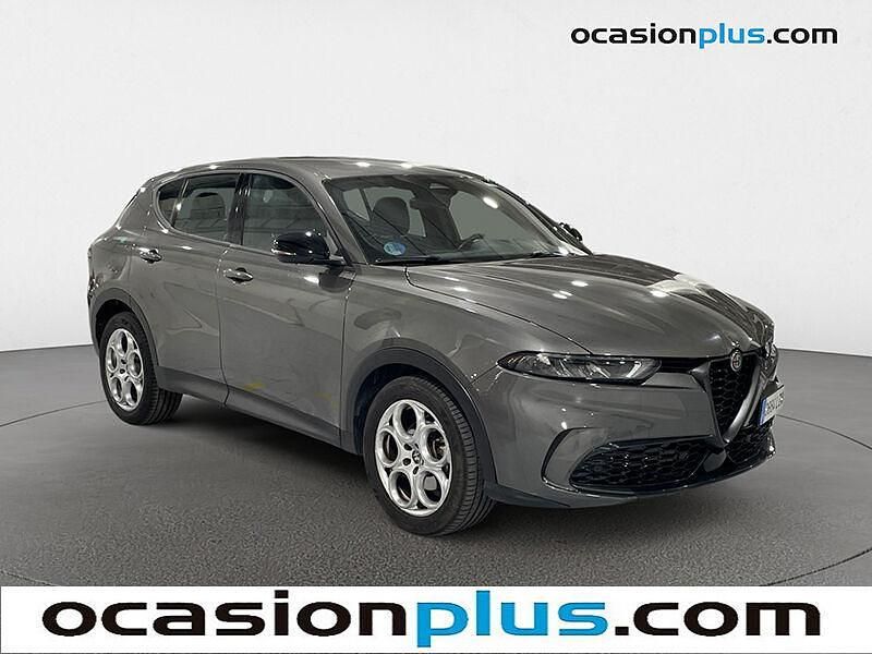 Usado Alfa Romeo Tonale Sprint 130 CV (95 kW) 2022 Gris SUV