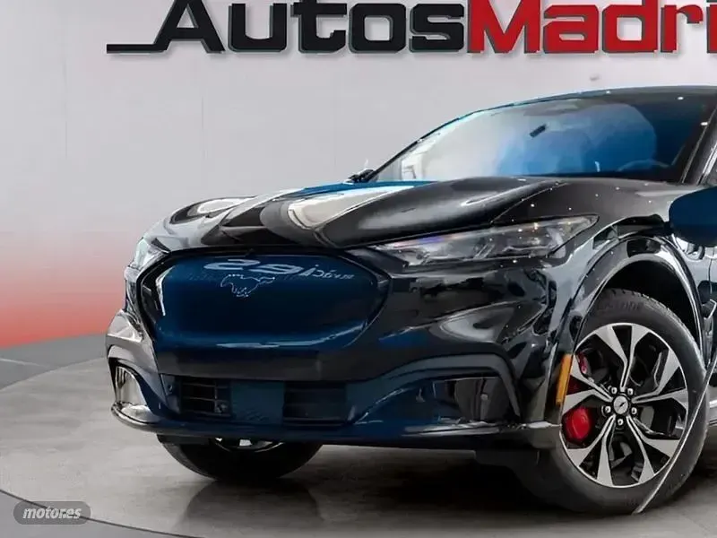 Usado Ford Mustang Mach-E 216 kW (294 CV) 2023 Negro SUV