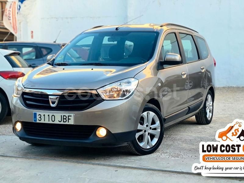 Beige Usado 2014 Dacia Lodgy Lauréate Monovolumen | 7900 € (Buen precio) - Imagen 1/4