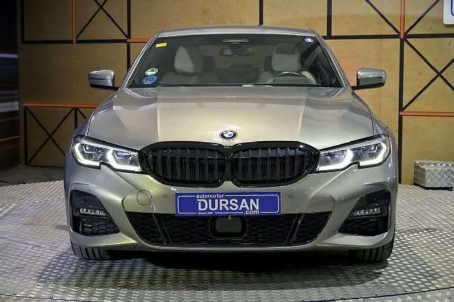 Usado BMW 330e Comfort Edition 292 CV (214 kW) 2020 Gris Berlina