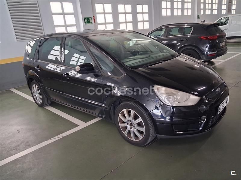 Usado Ford S-MAX Titanium 140 CV (102 kW) 2007 Negro Monovolumen