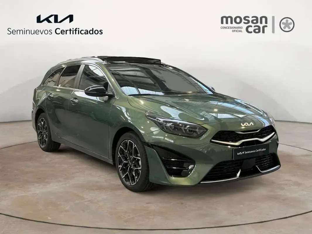 Nuevo Kia Ceed GT-Line 140 CV (102 kW) 2026 Verde Utilitario