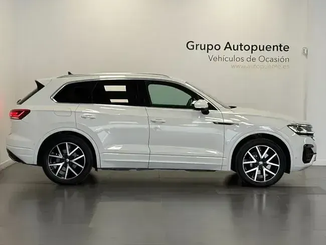 Usado VW Touareg Elegance 286 CV (210 kW) 2022 Blanco SUV