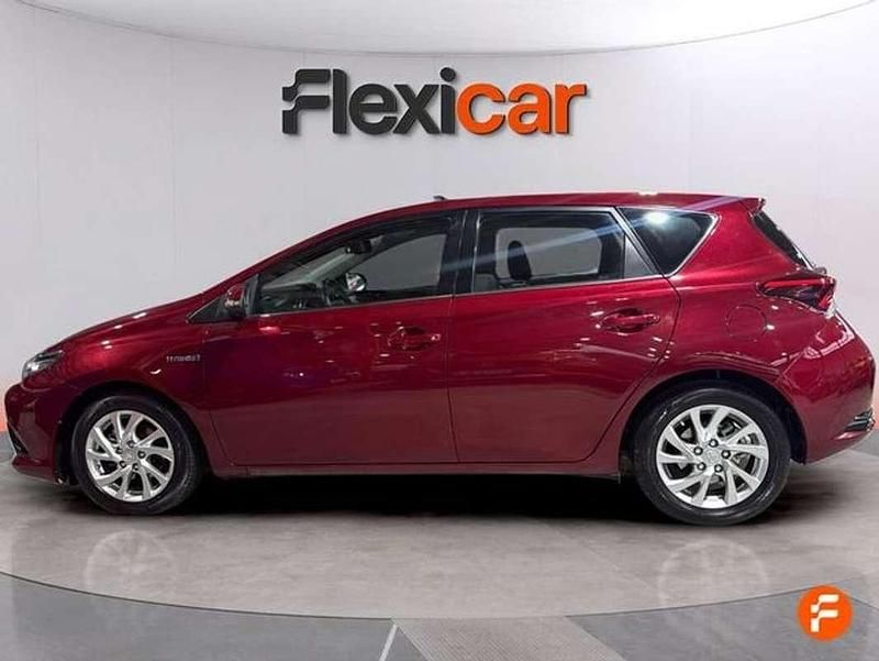 Usado Toyota Auris Hybrid Active 136 CV (100 kW) 2017 Burdeos Utilitario