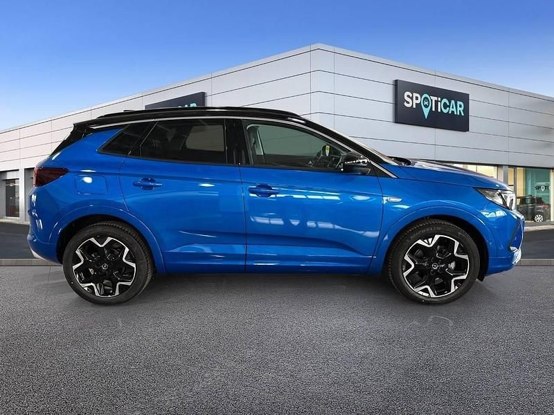 Usado Opel Grandland X Ultimate 131 CV (96 kW) 2022 Azul SUV