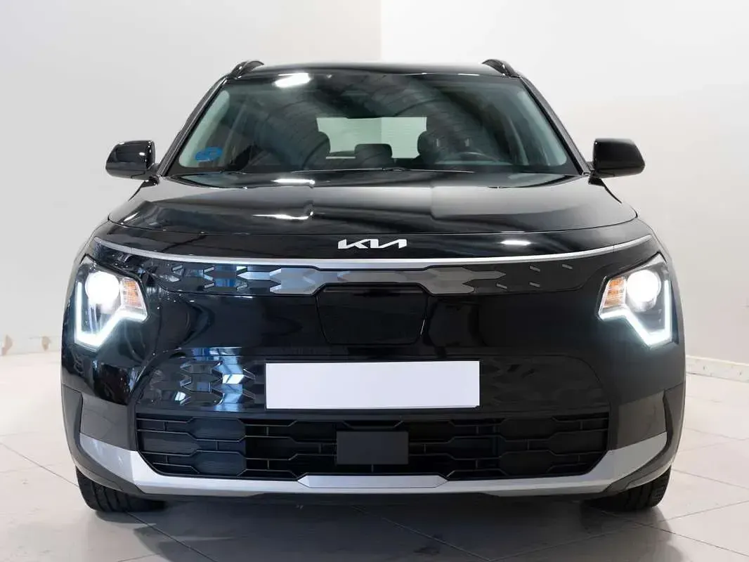 Usado Kia e-Niro 150 kW (204 CV) 2024 Negro SUV